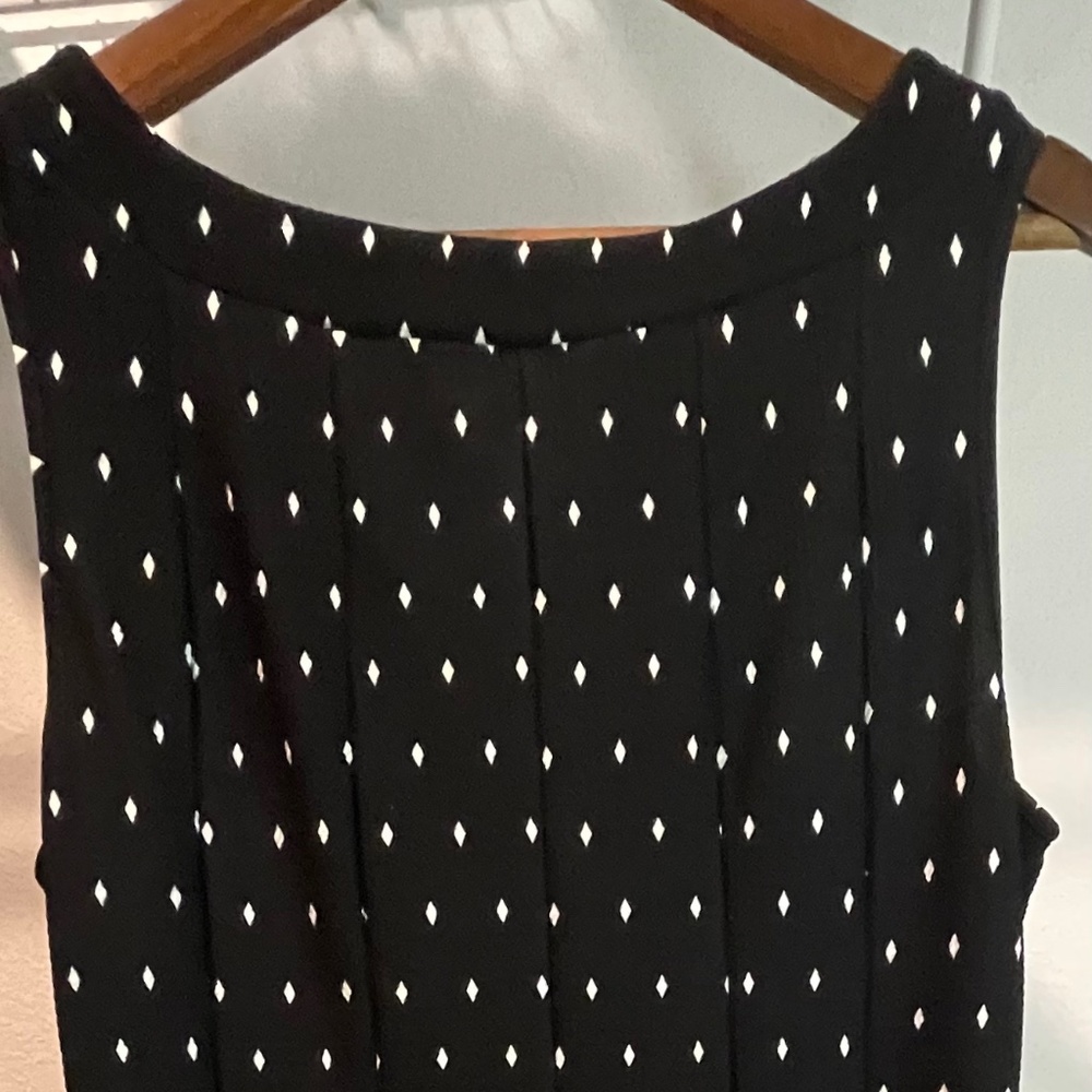 Haani long black and white dress